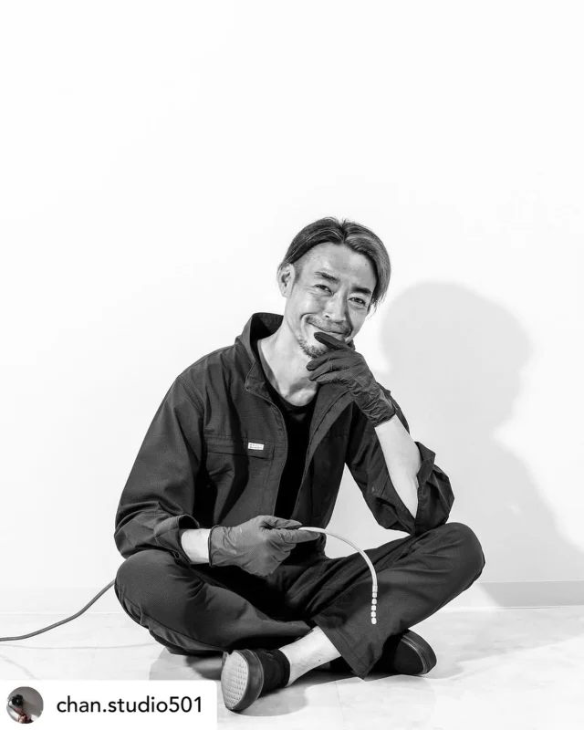 .
多目的スタジオのキャンペーンにて、ご利用いただきありがとうございました❕
お客様のクリエイティブな活動の一助となっておりましたら幸いです💪

Posted @withregram • @chan.studio501 2022年独立直後にも撮影ご依頼いただきました

排水管高圧洗浄のksk ( @ksk0014 )さん

今年もHP用撮影ご依頼ありがとうございます！

“丁寧で温厚でユーモアがあって実直なお人柄”

私もこれからずっと仕事を続けていく上で忘れちゃいけない

大切な姿だと改めて感じながらの撮影でした

大切な仕事道具を持って素敵な笑顔の1枚📸

次の年はどんな1枚をまた撮れるのか楽しみです◎

・

・

・

・

撮影スタジオ @sendai_mmd